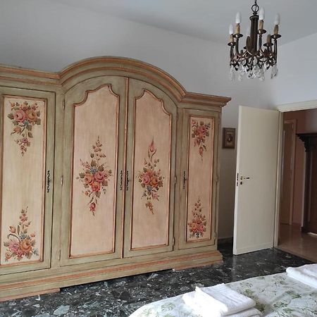 レッチェLa Colonna Holiday Houseアパートメント エクステリア 写真